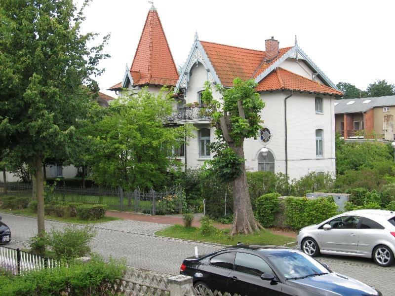 “Haus Am Kuestenwald” Ferienwohnungen กราล-มือริทซ์ ภายนอก รูปภาพ
